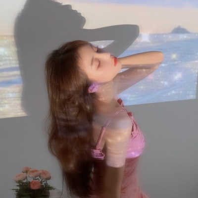 ɭϵŮͷС¿ɰ