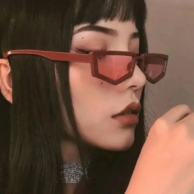 ߼жŮͷɰͼƬ