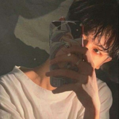 ͷ˧Ins糬