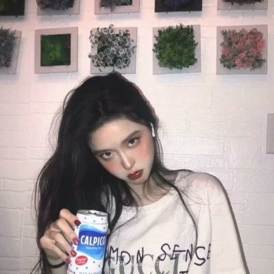 ʾѡÿŮͷ
