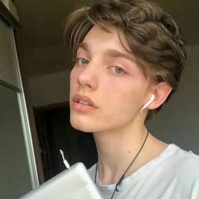 ͷ ˧С