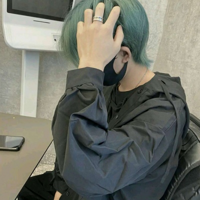 ͷ