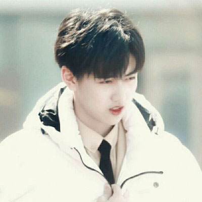 ˧ͷ˧