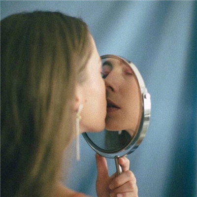 ɰͷŮʸ