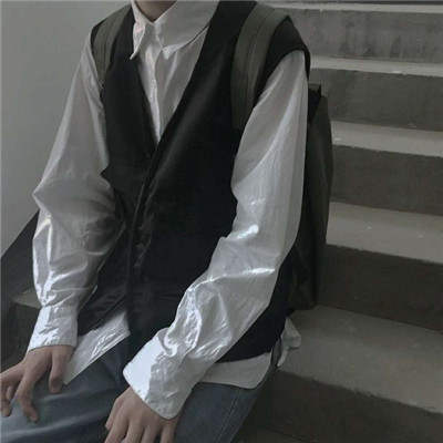 ͷ¶°
