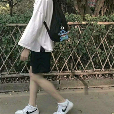 ͷ¶°