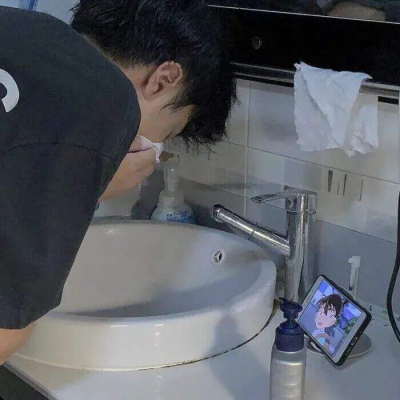 ŮһĶͷǳֻ