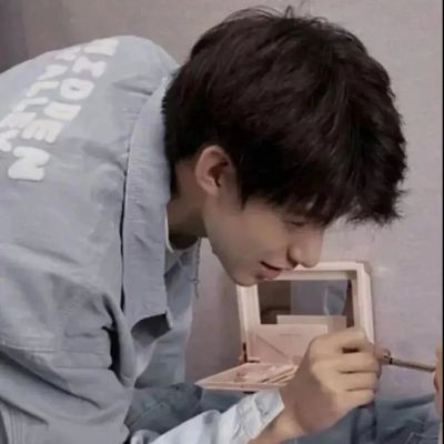 ˾۵ͷ