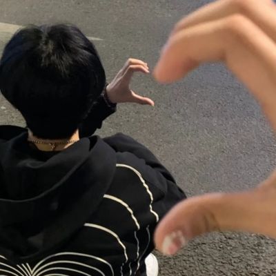 qqͷºͷһһŮ