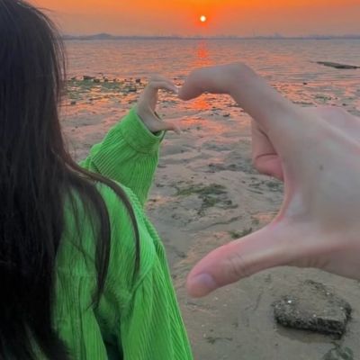 qqͷºͷһһŮ