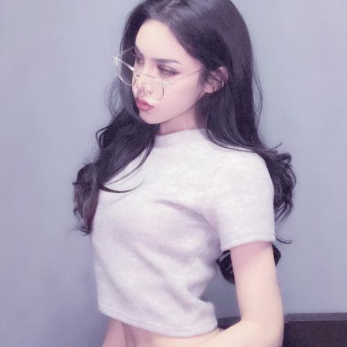 ߹ŮͷͼƬ