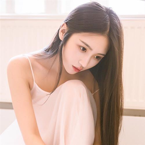 ЦúŮͷ񣬴Ӷ˸е泩