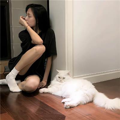 ܿŮͷ