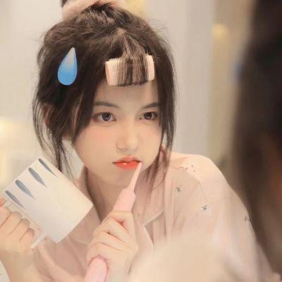 ɰƯŮͷ񣬻ͷµң