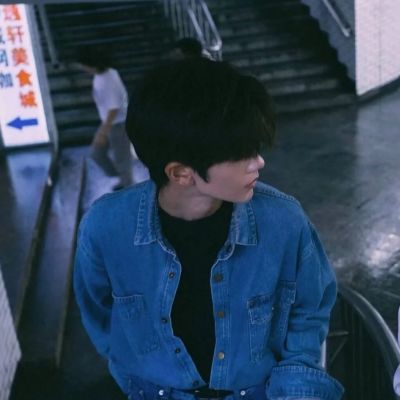 ĬĬ飬̬ͷ