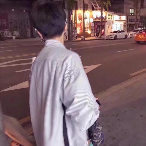 ѡһžѡ˧ͷ񣬴ʱеƷλ