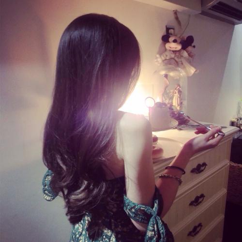 28ʱ³Ůͷ񣬴ڲͬ