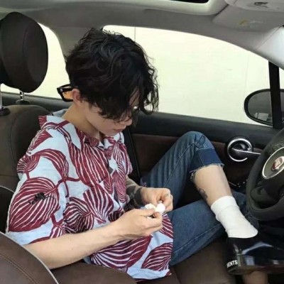 ֻʱгſ˧ͷ񣬺ֺ˧