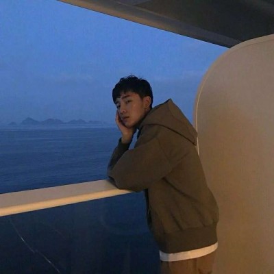 ֻʱгſ˧ͷ񣬺ֺ˧