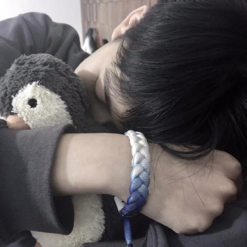 ޱ鶯ͷ񣬸˵ĸо·ʱת