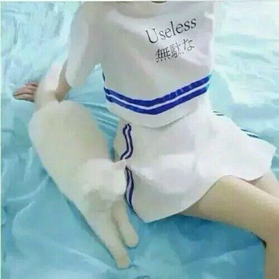 ÿĸŮͷȫᣬǿѹסŮ