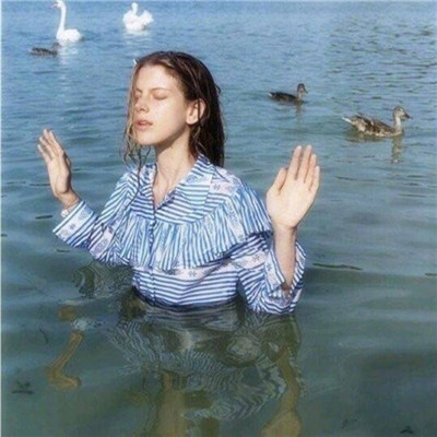 ŮͷקǷ˸еģľǲ