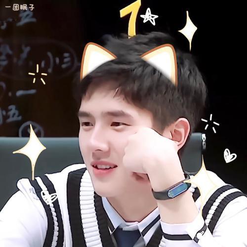 ѡһ˧ͷ񣬾ΪԼһµʱб׼
