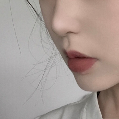 龫ֵŮͷ񳬸